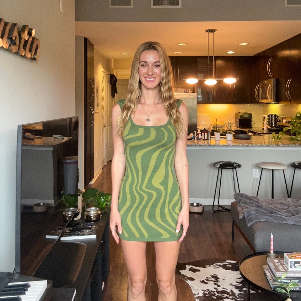 Bailey rose dress